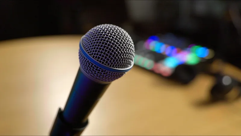 Microphone